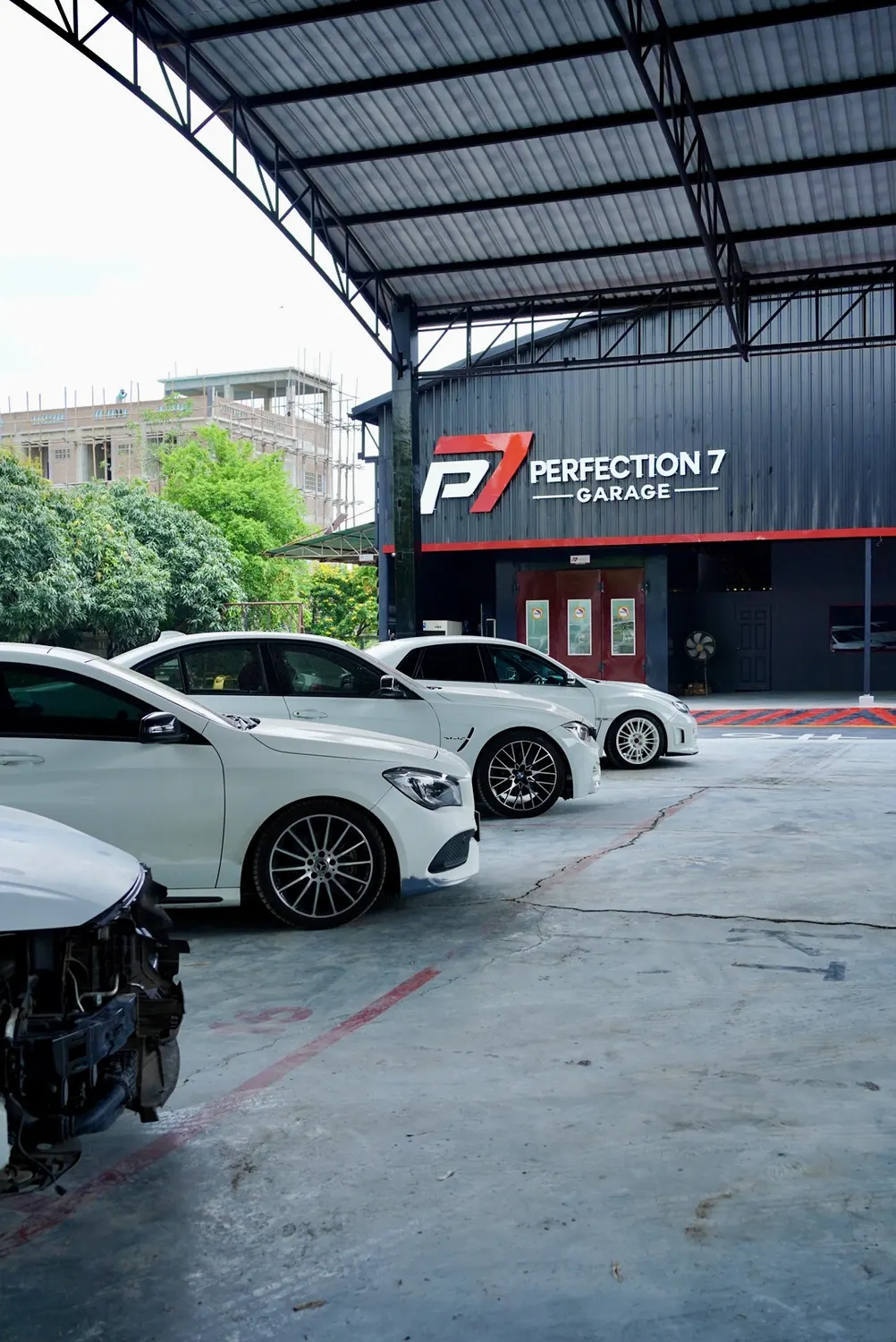 หน้าอู่ Perfection 7 Garage